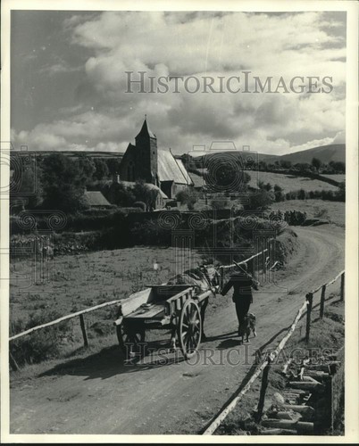 1948 press photo man - man, and
